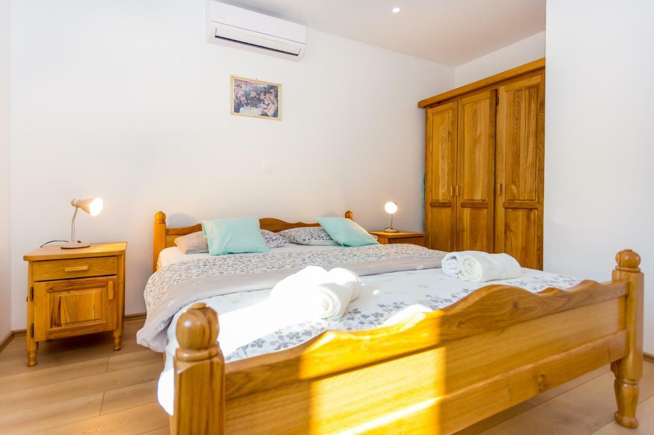 Apartmani Rebac Gata Luaran gambar