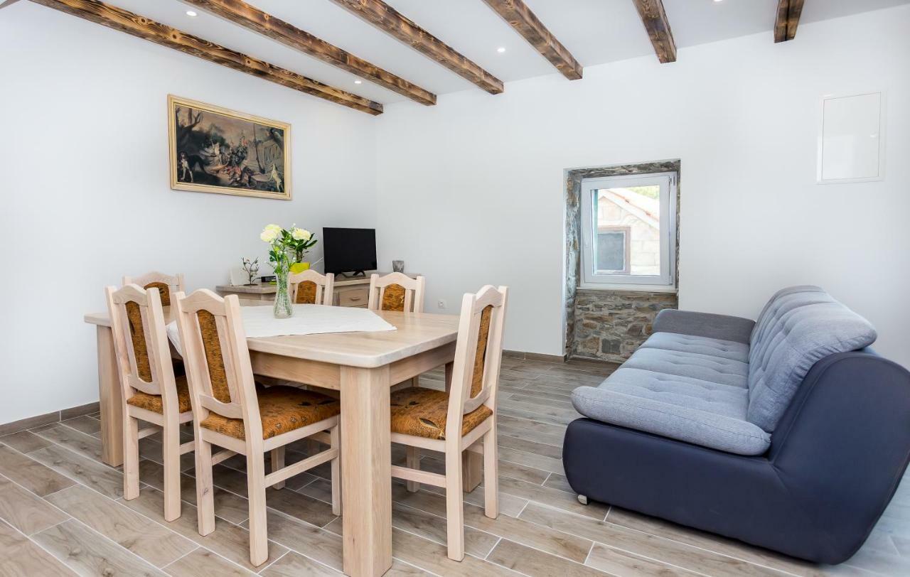 Apartmani Rebac Gata Luaran gambar